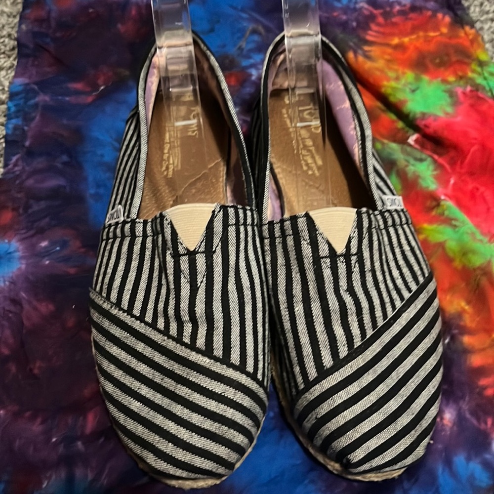 Black and Gray Striped Toms Women's Size 9.5